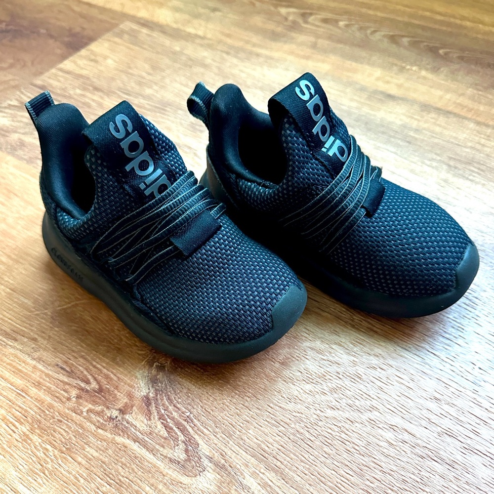 Toddler Adidas Lite Racer size 8